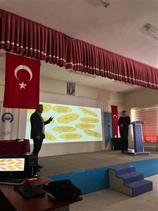 Büro Hizmetlesi ve Sekreterlik Bölümü İkinci Sınıf Öğrencileri Kadına Şiddet Programı Düzenledi
