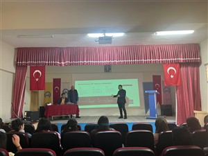 Büro Hizmetleri ve Sekreterlik Bölümü Öğrencilerine Yönelik Yıllık Periyodik Toplantı Gerçekleştirildi