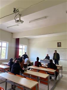 Bölüm öğrencileri ile yapılan periyodik toplantılar devam ediyor