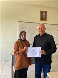Büro Hizmetleri ve Sekreterlik Programı 2.Sınıf Öğrencileri Sertifikalarını Aldılar